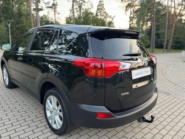 Чорний Тойота РАВ 4, об'ємом двигуна 2 л та пробігом 184 тис. км за 8800 $, фото 2 на Automoto.ua