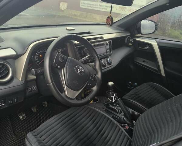 Черный Тойота РАВ 4, объемом двигателя 2 л и пробегом 201 тыс. км за 14800 $, фото 8 на Automoto.ua