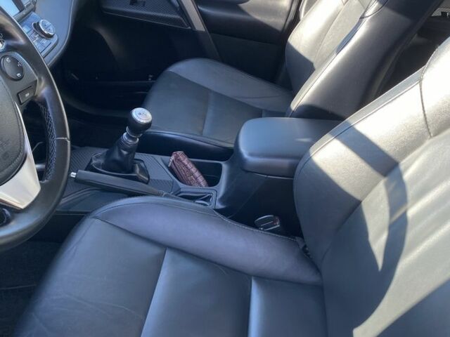 Черный Тойота РАВ 4, объемом двигателя 2.2 л и пробегом 188 тыс. км за 17300 $, фото 6 на Automoto.ua