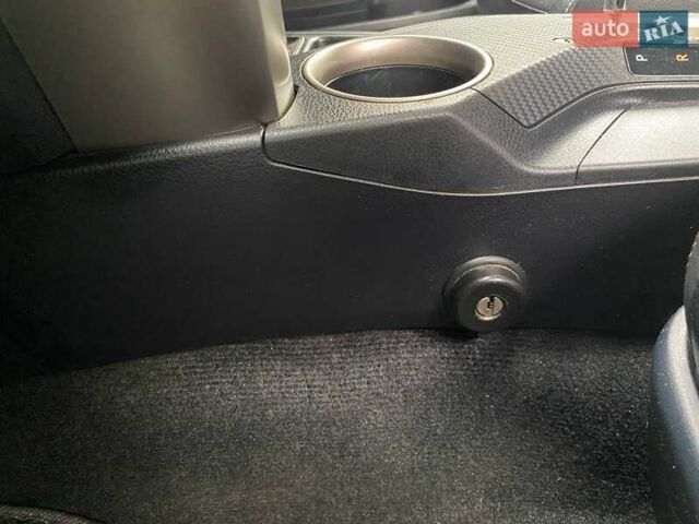 Черный Тойота РАВ 4, объемом двигателя 2.5 л и пробегом 140 тыс. км за 18700 $, фото 44 на Automoto.ua