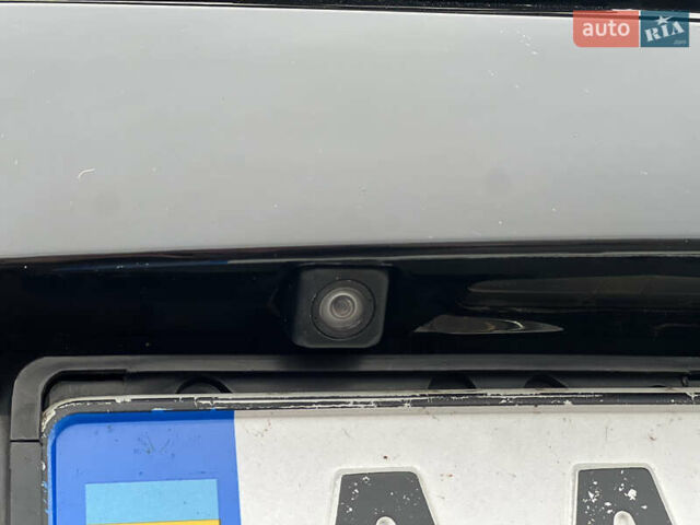 Черный Тойота РАВ 4, объемом двигателя 2.5 л и пробегом 164 тыс. км за 14800 $, фото 17 на Automoto.ua