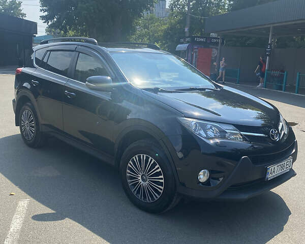 Черный Тойота РАВ 4, объемом двигателя 2 л и пробегом 230 тыс. км за 15000 $, фото 2 на Automoto.ua