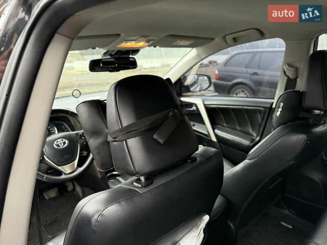 Чорний Тойота РАВ 4, об'ємом двигуна 2.23 л та пробігом 195 тис. км за 17550 $, фото 20 на Automoto.ua