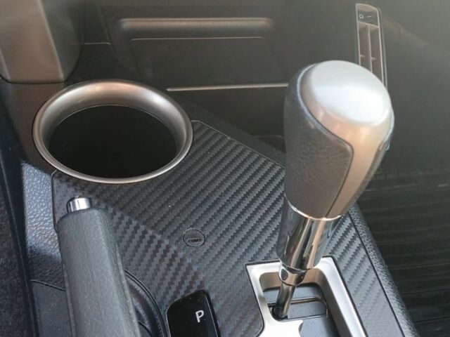 Черный Тойота РАВ 4, объемом двигателя 2.2 л и пробегом 178 тыс. км за 8200 $, фото 5 на Automoto.ua