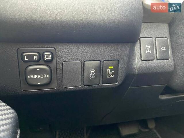 Черный Тойота РАВ 4, объемом двигателя 2.5 л и пробегом 140 тыс. км за 18700 $, фото 38 на Automoto.ua