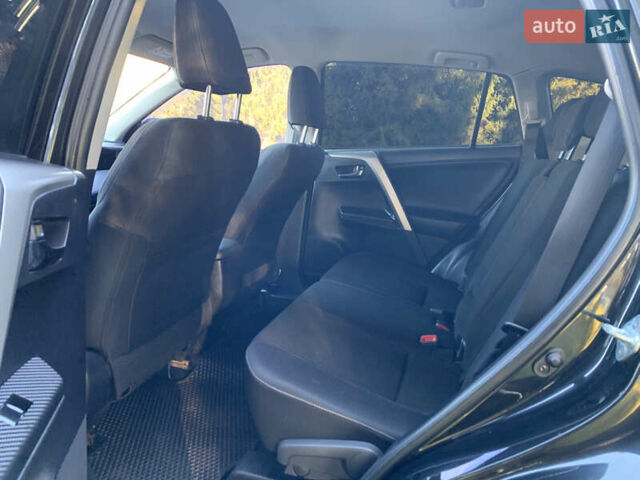 Чорний Тойота РАВ 4, об'ємом двигуна 2.23 л та пробігом 188 тис. км за 16400 $, фото 31 на Automoto.ua