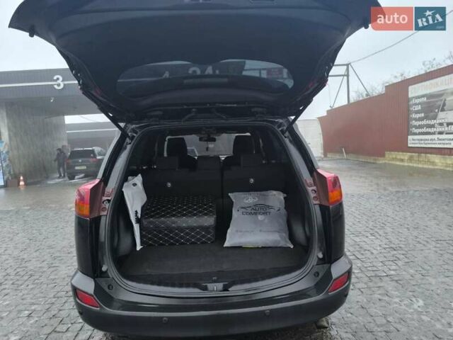 Черный Тойота РАВ 4, объемом двигателя 2 л и пробегом 201 тыс. км за 14800 $, фото 7 на Automoto.ua
