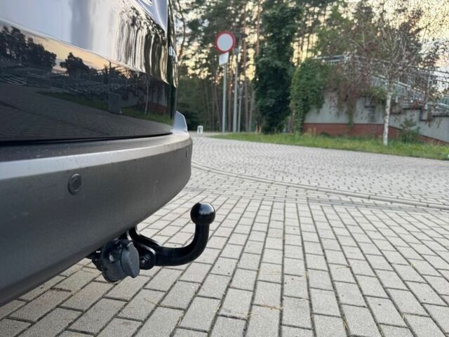 Чорний Тойота РАВ 4, об'ємом двигуна 2 л та пробігом 184 тис. км за 8800 $, фото 16 на Automoto.ua