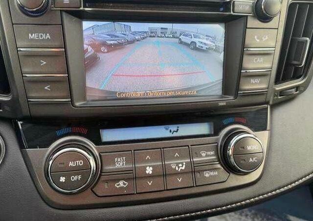 Чорний Тойота РАВ 4, об'ємом двигуна 2 л та пробігом 204 тис. км за 6100 $, фото 7 на Automoto.ua