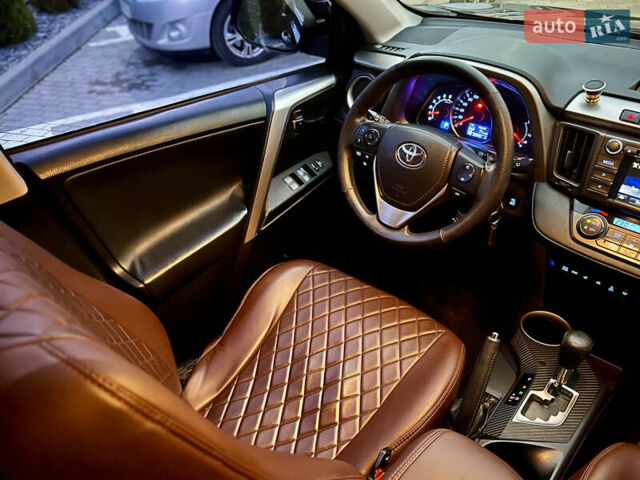 Чорний Тойота РАВ 4, об'ємом двигуна 2.23 л та пробігом 256 тис. км за 15999 $, фото 23 на Automoto.ua