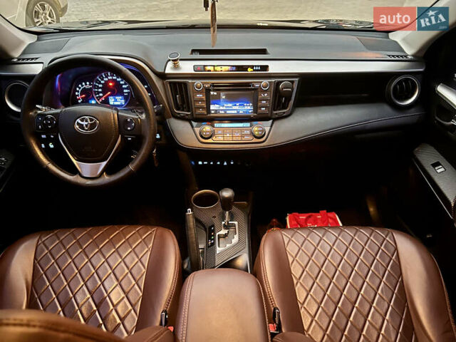 Чорний Тойота РАВ 4, об'ємом двигуна 2.23 л та пробігом 256 тис. км за 15999 $, фото 25 на Automoto.ua