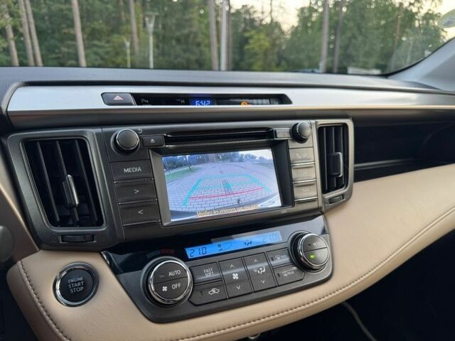 Чорний Тойота РАВ 4, об'ємом двигуна 2 л та пробігом 184 тис. км за 8800 $, фото 20 на Automoto.ua
