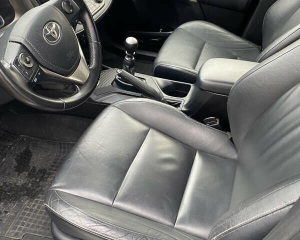 Черный Тойота РАВ 4, объемом двигателя 2.23 л и пробегом 188 тыс. км за 17300 $, фото 8 на Automoto.ua