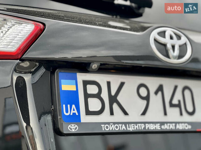 Чорний Тойота РАВ 4, об'ємом двигуна 2.23 л та пробігом 255 тис. км за 16299 $, фото 13 на Automoto.ua