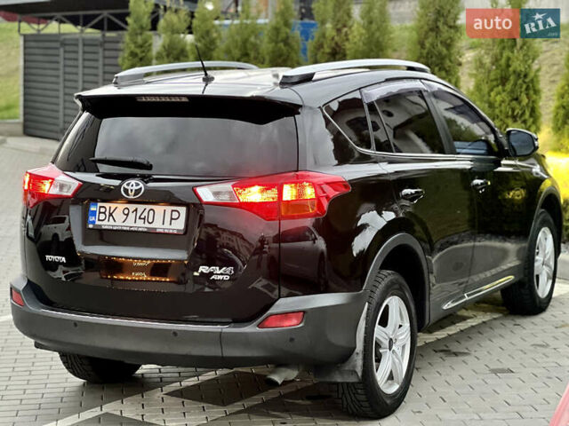 Чорний Тойота РАВ 4, об'ємом двигуна 2.23 л та пробігом 256 тис. км за 15999 $, фото 11 на Automoto.ua