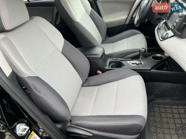 Черный Тойота РАВ 4, объемом двигателя 2.5 л и пробегом 164 тыс. км за 14800 $, фото 26 на Automoto.ua