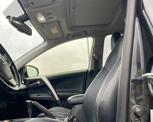 Черный Тойота РАВ 4, объемом двигателя 2.5 л и пробегом 140 тыс. км за 18700 $, фото 29 на Automoto.ua