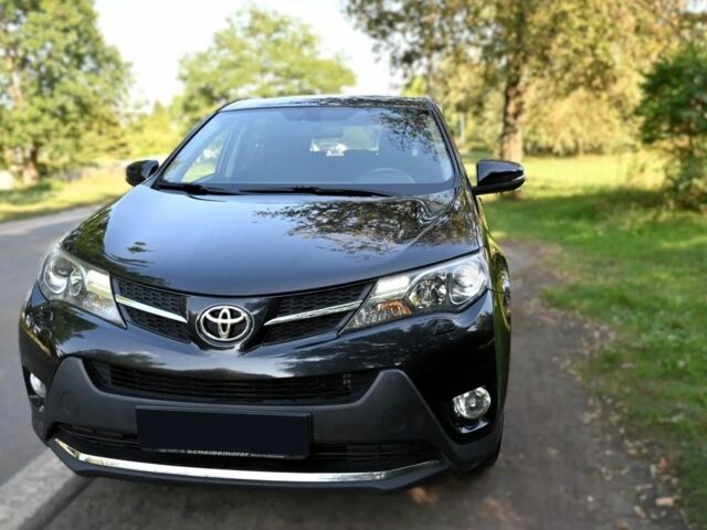 Чорний Тойота РАВ 4, об'ємом двигуна 2 л та пробігом 240 тис. км за 8400 $, фото 3 на Automoto.ua