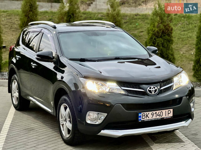 Чорний Тойота РАВ 4, об'ємом двигуна 2.23 л та пробігом 256 тис. км за 15999 $, фото 1 на Automoto.ua
