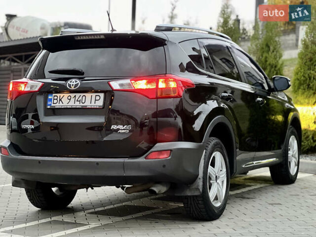 Чорний Тойота РАВ 4, об'ємом двигуна 2.23 л та пробігом 256 тис. км за 15999 $, фото 10 на Automoto.ua