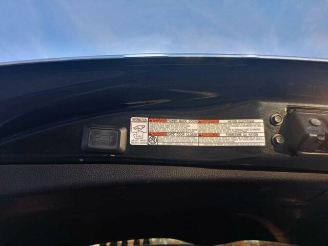 Черный Тойота РАВ 4, объемом двигателя 2 л и пробегом 218 тыс. км за 8400 $, фото 10 на Automoto.ua