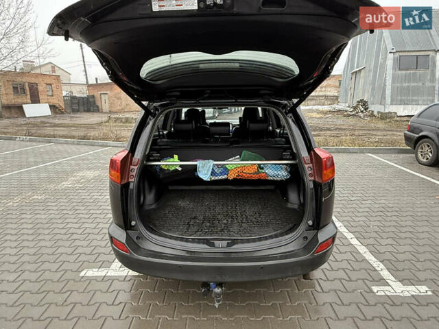 Чорний Тойота РАВ 4, об'ємом двигуна 2.23 л та пробігом 195 тис. км за 17550 $, фото 5 на Automoto.ua