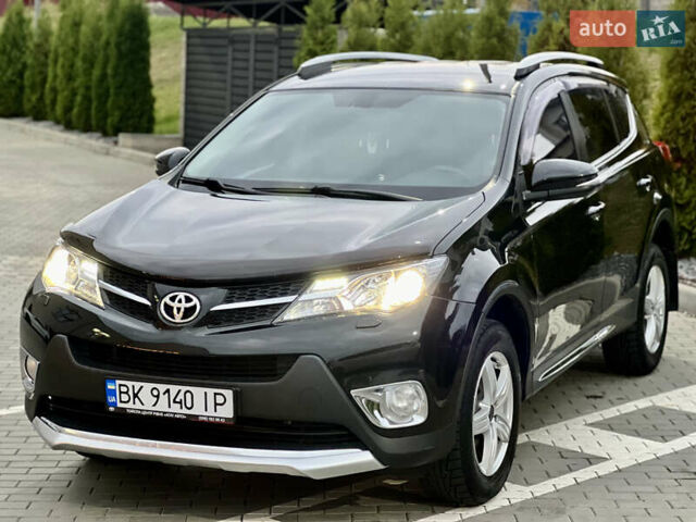 Чорний Тойота РАВ 4, об'ємом двигуна 2.23 л та пробігом 256 тис. км за 15999 $, фото 5 на Automoto.ua