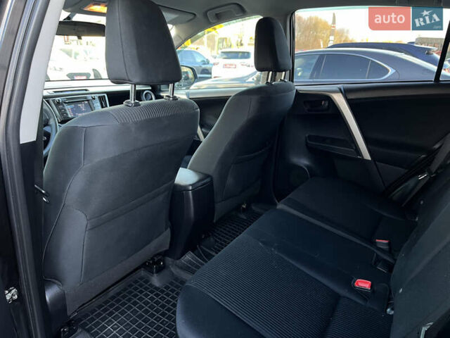 Черный Тойота РАВ 4, объемом двигателя 2.5 л и пробегом 64 тыс. км за 16650 $, фото 14 на Automoto.ua