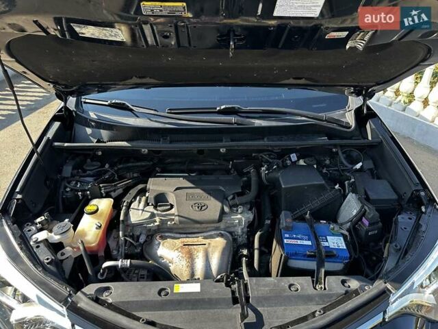 Тойота РАВ 4 2015 у Одесі на Automoto.ua Чорний Тойота РАВ 4, об'ємом двигуна 2.49 л та пробігом 212 тис. км за 17300 $, фото 12 на Automoto.ua