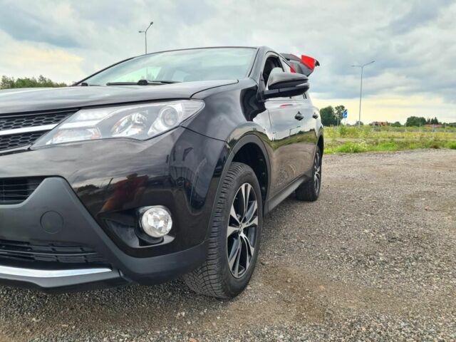 Тойота РАВ 4 2015 у Хмельницькому на Automoto.ua Чорний Тойота РАВ 4, об'ємом двигуна 2 л та пробігом 59 тис. км за 9300 $, фото 4 на Automoto.ua