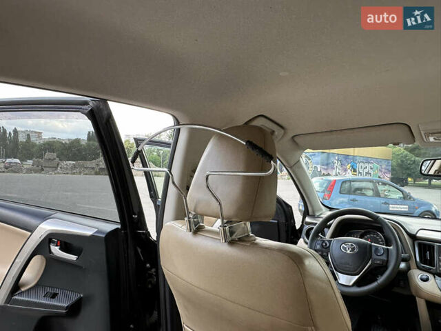 Черный Тойота РАВ 4, объемом двигателя 2.2 л и пробегом 157 тыс. км за 19500 $, фото 7 на Automoto.ua
