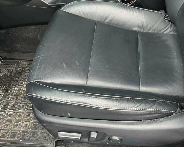 Черный Тойота РАВ 4, объемом двигателя 2.49 л и пробегом 196 тыс. км за 18000 $, фото 10 на Automoto.ua