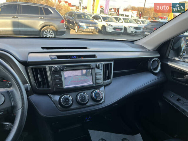 Черный Тойота РАВ 4, объемом двигателя 2.5 л и пробегом 64 тыс. км за 16650 $, фото 12 на Automoto.ua