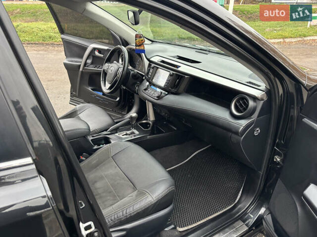 Черный Тойота РАВ 4, объемом двигателя 2 л и пробегом 365 тыс. км за 14500 $, фото 12 на Automoto.ua