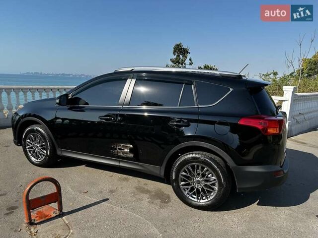 Тойота РАВ 4 2015 у Одесі на Automoto.ua Чорний Тойота РАВ 4, об'ємом двигуна 2.49 л та пробігом 212 тис. км за 17300 $, фото 14 на Automoto.ua