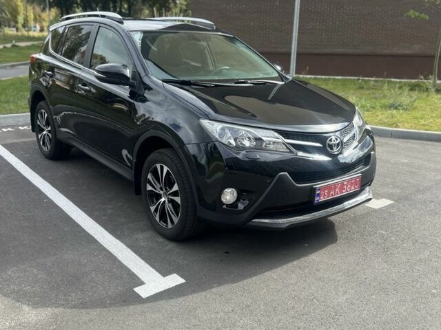 Тойота РАВ 4 2015 у Чернігові на Automoto.ua Чорний Тойота РАВ 4, об'ємом двигуна 2 л та пробігом 130 тис. км за 15400 $, фото 4 на Automoto.ua