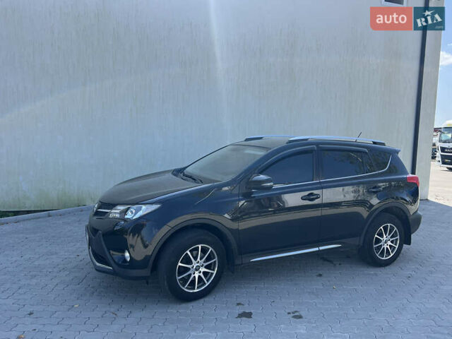 Тойота РАВ 4 2015 у Хусте на Automoto.ua Чорний Тойота РАВ 4, об'ємом двигуна 2.2 л та пробігом 208 тис. км за 22500 $, фото 10 на Automoto.ua