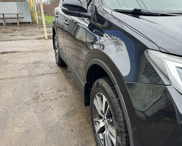 Чорний Тойота РАВ 4, об'ємом двигуна 1.99 л та пробігом 212 тис. км за 16200 $, фото 11 на Automoto.ua