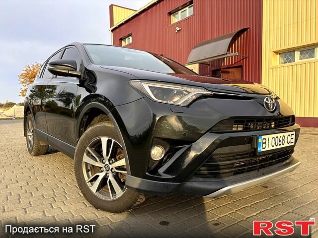 Тойота РАВ 4 2015 у Гадяче на Automoto.ua Чорний Тойота РАВ 4, об'ємом двигуна 2 л та пробігом 210 тис. км за 14300 $, фото 4 на Automoto.ua