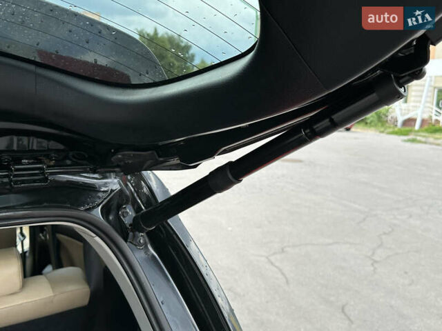 Черный Тойота РАВ 4, объемом двигателя 2.2 л и пробегом 157 тыс. км за 19500 $, фото 12 на Automoto.ua
