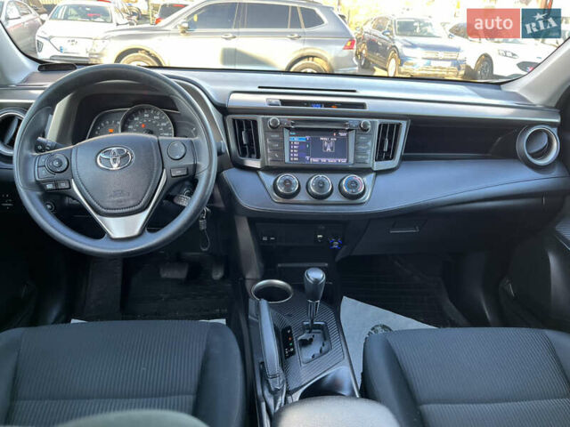 Черный Тойота РАВ 4, объемом двигателя 2.5 л и пробегом 64 тыс. км за 16650 $, фото 13 на Automoto.ua