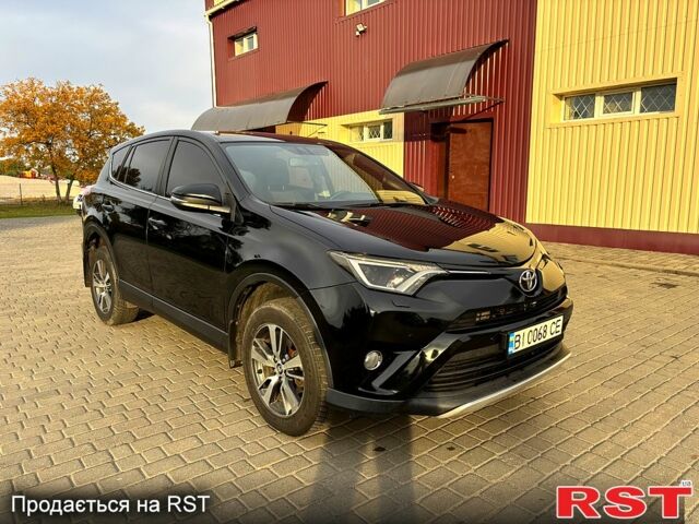 Тойота РАВ 4 2015 у Гадяче на Automoto.ua Чорний Тойота РАВ 4, об'ємом двигуна 2 л та пробігом 210 тис. км за 14300 $, фото 1 на Automoto.ua