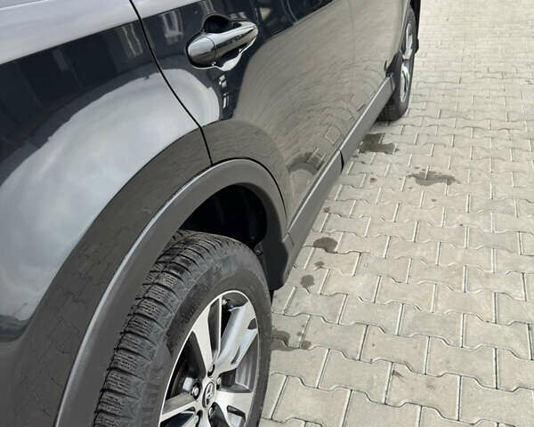 Чорний Тойота РАВ 4, об'ємом двигуна 2 л та пробігом 371 тис. км за 14755 $, фото 10 на Automoto.ua