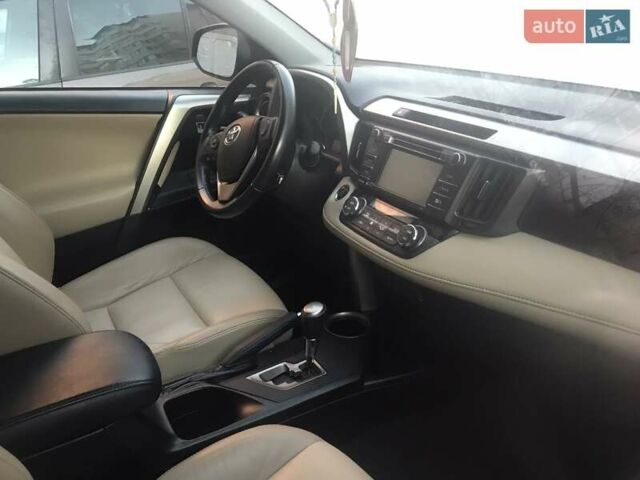 Чорний Тойота РАВ 4, об'ємом двигуна 2.49 л та пробігом 95 тис. км за 15800 $, фото 1 на Automoto.ua