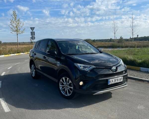 Черный Тойота РАВ 4, объемом двигателя 2.5 л и пробегом 122 тыс. км за 26000 $, фото 2 на Automoto.ua