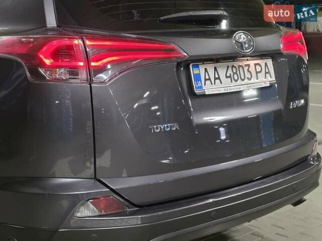 Черный Тойота РАВ 4, объемом двигателя 1.99 л и пробегом 129 тыс. км за 19600 $, фото 5 на Automoto.ua