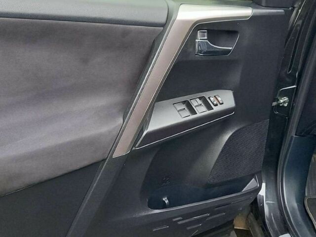 Черный Тойота РАВ 4, объемом двигателя 2 л и пробегом 128 тыс. км за 9100 $, фото 11 на Automoto.ua