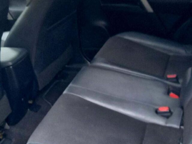 Черный Тойота РАВ 4, объемом двигателя 2 л и пробегом 128 тыс. км за 9100 $, фото 10 на Automoto.ua