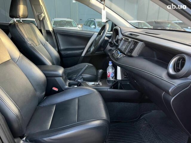 Тойота РАВ 4 2016 в Львове на Automoto.ua Черный Тойота РАВ 4, объемом двигателя 2.5 л и пробегом 117 тыс. км за 18990 $, фото 32 на Automoto.ua