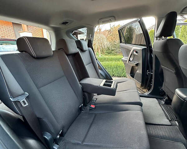 Черный Тойота РАВ 4, объемом двигателя 2.23 л и пробегом 183 тыс. км за 21500 $, фото 15 на Automoto.ua